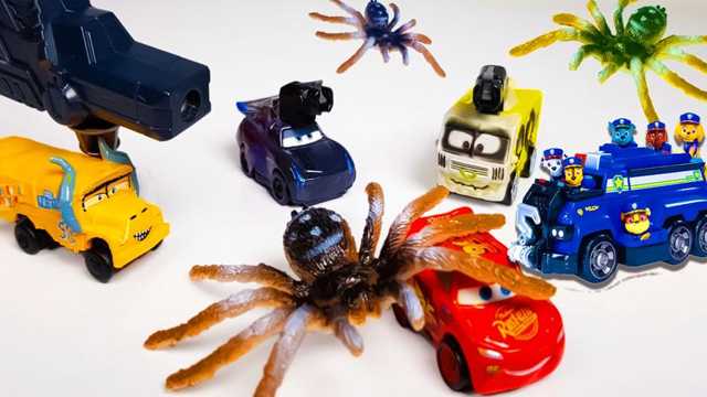Exciting car toys battle,who will win?